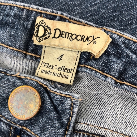 Democracy Embroidered Jeans - Picture 7 of 7